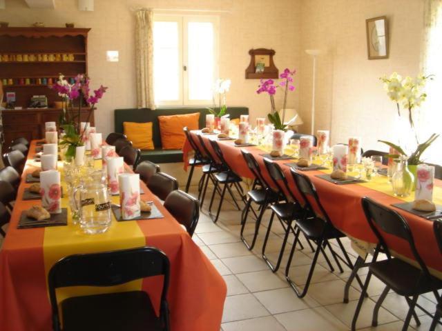 Manoir De La Rousselliere Aparthotel Loches Habitación foto