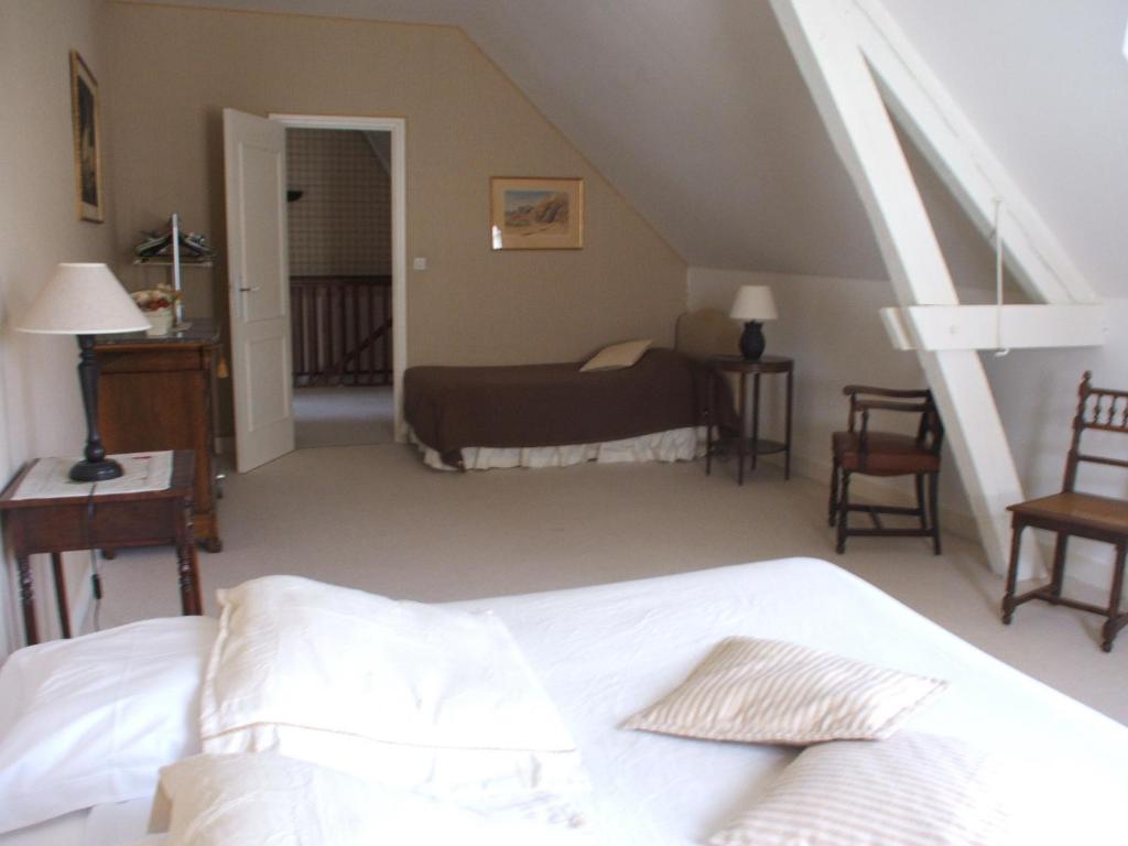 Manoir De La Rousselliere Aparthotel Loches Habitación foto